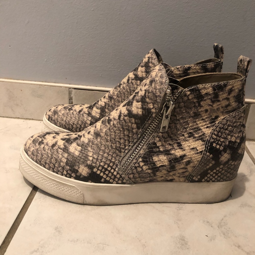 Steve Madden Sneaker heel